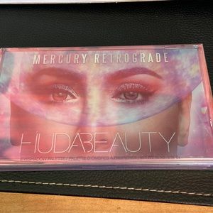 Brand New! Huda Beauty Mercury Retrograde eyeshadow palette